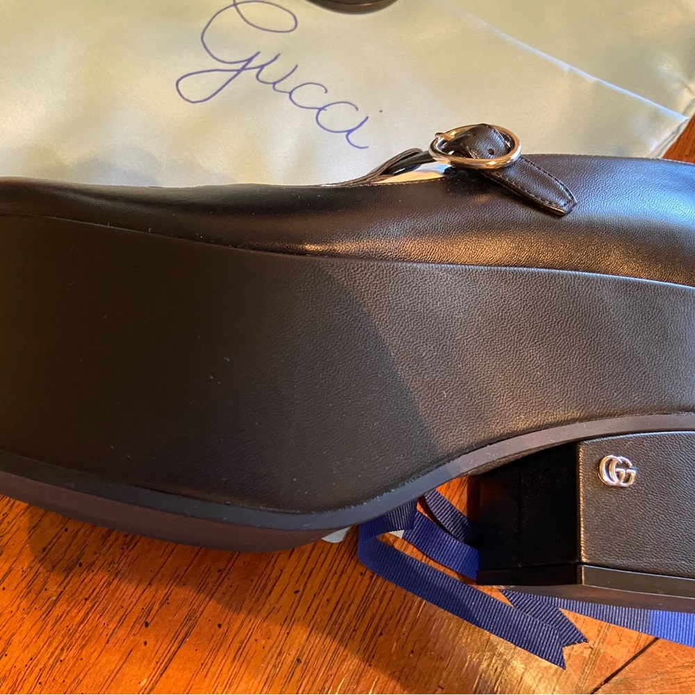 BRAND NEW IN BOX!! Gucci Mary Jane black platform - Picture 5 of 6